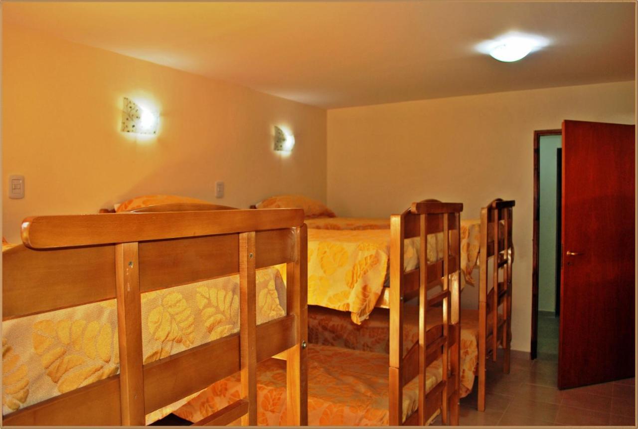 Hostel Pioneros Del Valle El Chalten Kültér fotó