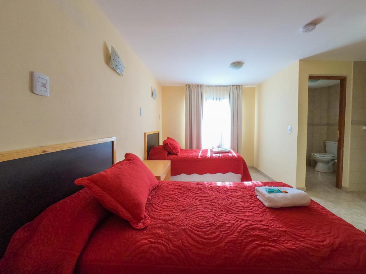 Hostel Pioneros Del Valle El Chalten Kültér fotó