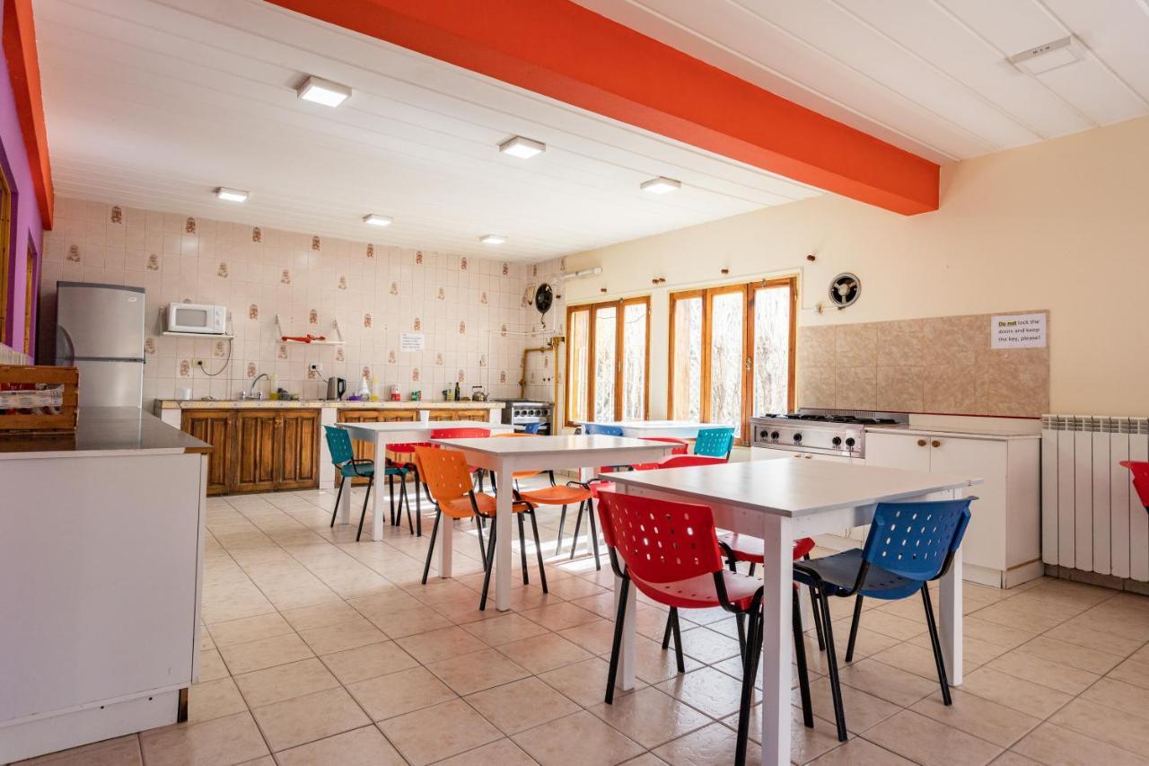 Hostel Pioneros Del Valle El Chalten Kültér fotó
