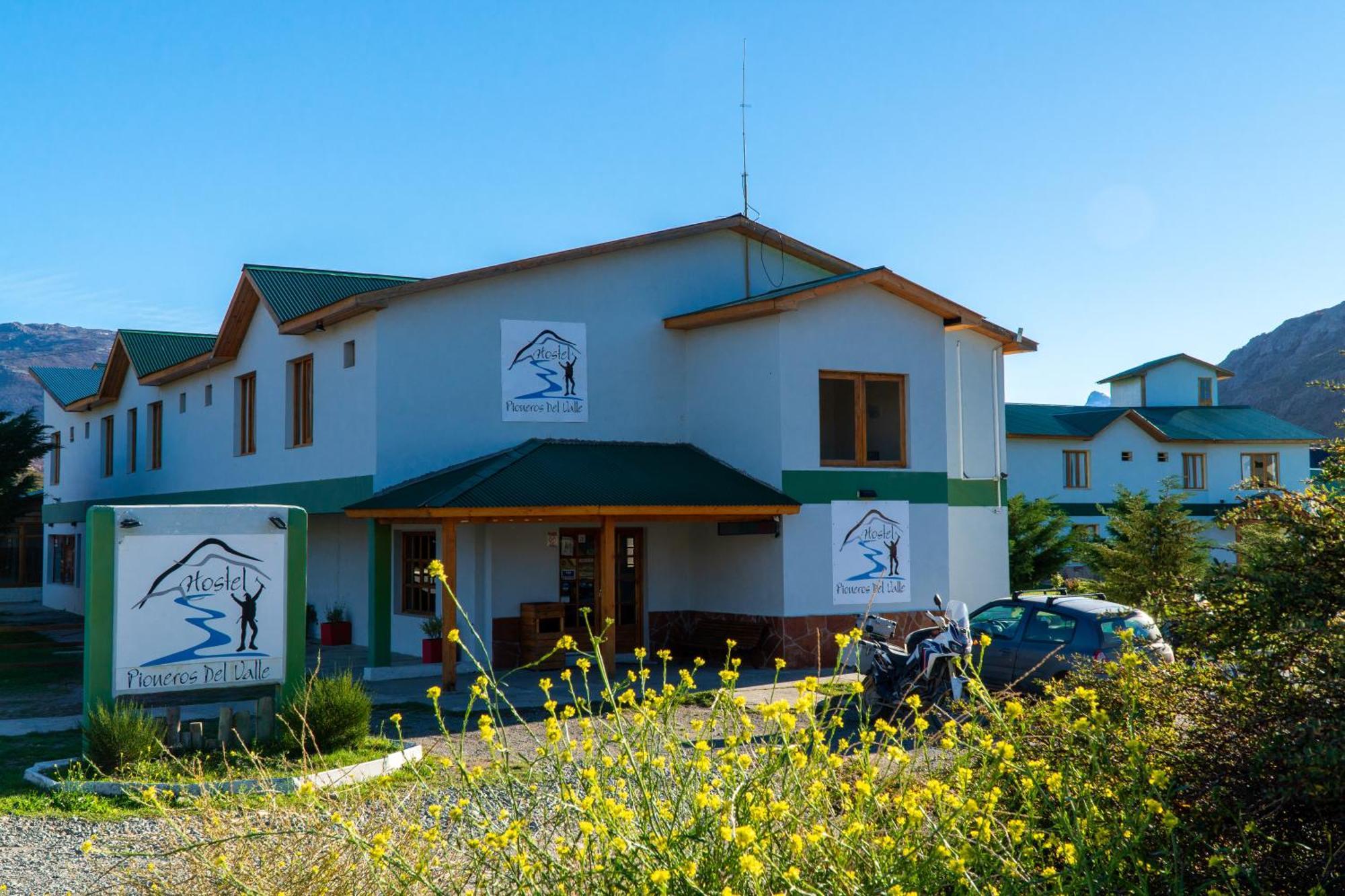 Hostel Pioneros Del Valle El Chalten Kültér fotó